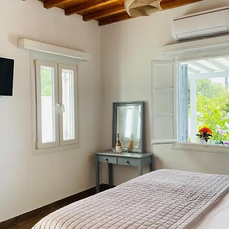 Alesta * Mykonos Town